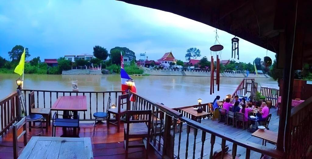 Jidapa Resort Phra Nakhon Si Ayutthaya Exterior photo